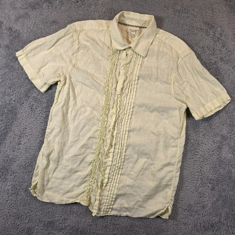 Banana Republic Linen Shirt Mens M Yellow Ruffle Tuxedo Short Sleeve Garment